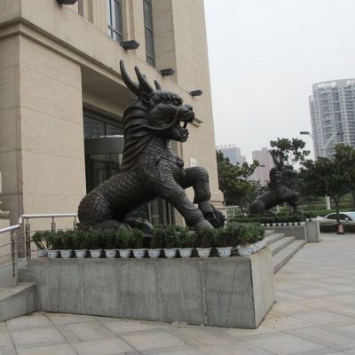 酒店公司门口大型动物景观麒麟雕塑