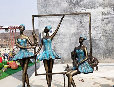 景区广场跳芭蕾小品人物玻璃钢仿铜雕塑