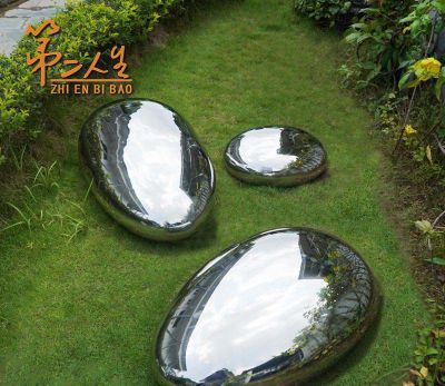 草坪创意不锈钢镜面仿真鹅卵石雕塑