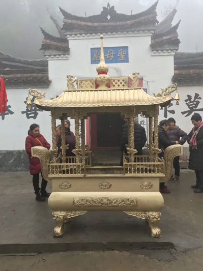 祠堂道观上香祈福镀金香炉雕塑