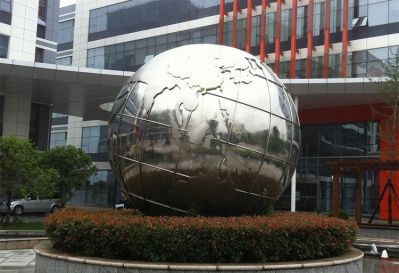 城市企业不锈钢浮雕镜面地球仪雕塑