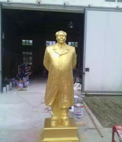 户外景区玻璃钢鎏金伟大领袖毛泽东雕塑
