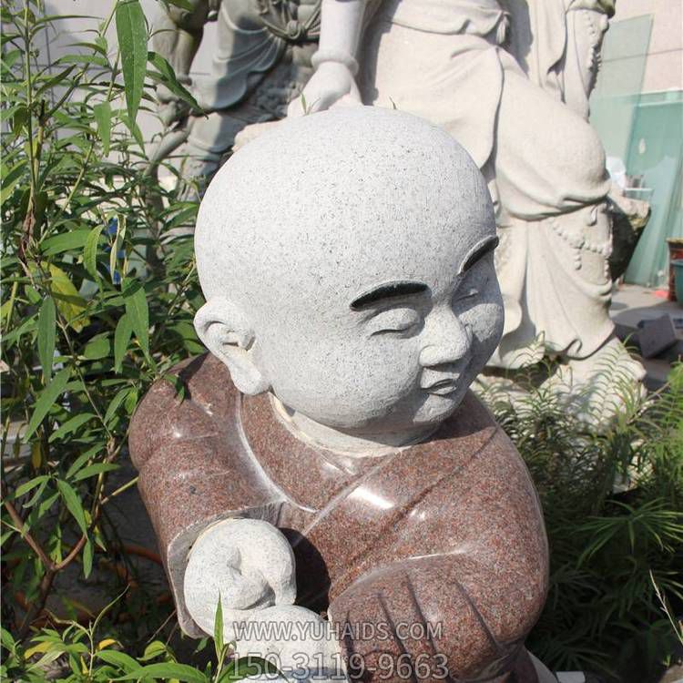花岗岩雕刻小沙弥寺院景点摆件雕塑