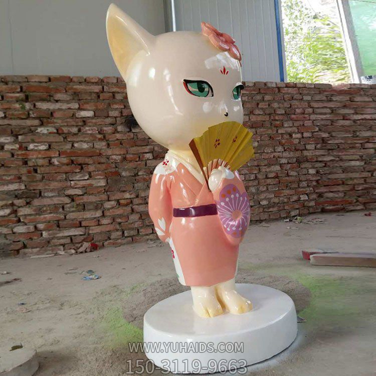 商业街摆放玻璃钢彩绘动漫猫人物雕塑