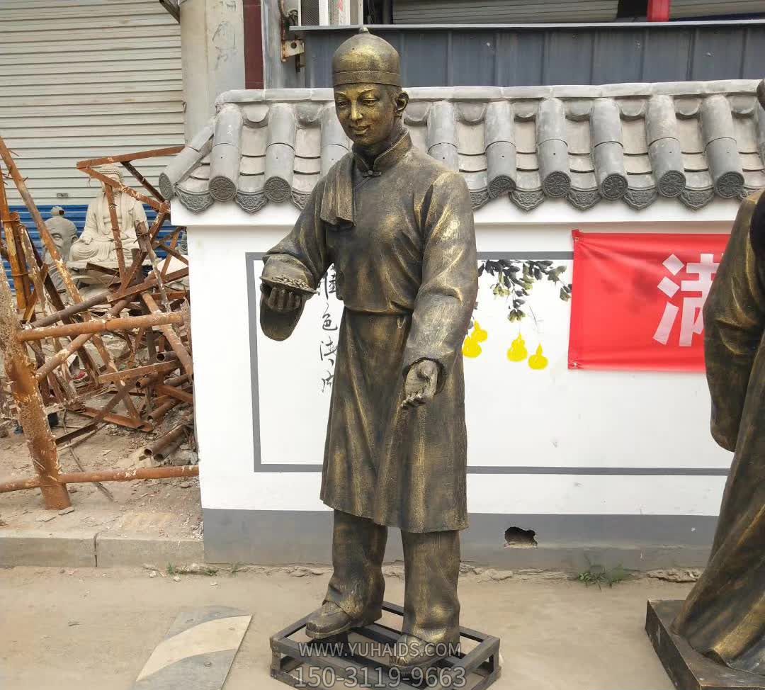 步行街摆放站姿店小二玻璃钢仿铜雕塑