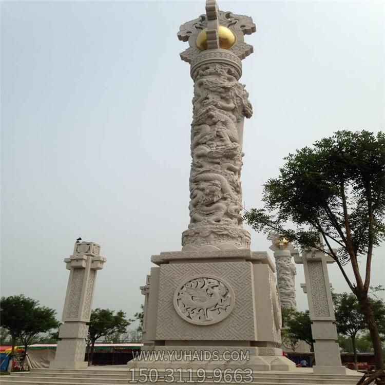 户外广场大型盘龙石雕龙柱雕塑
