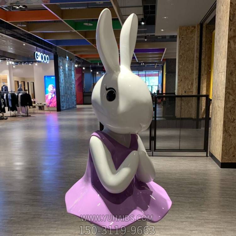 商业街小白兔公仔雕塑 玻璃钢卡通小白兔雕塑