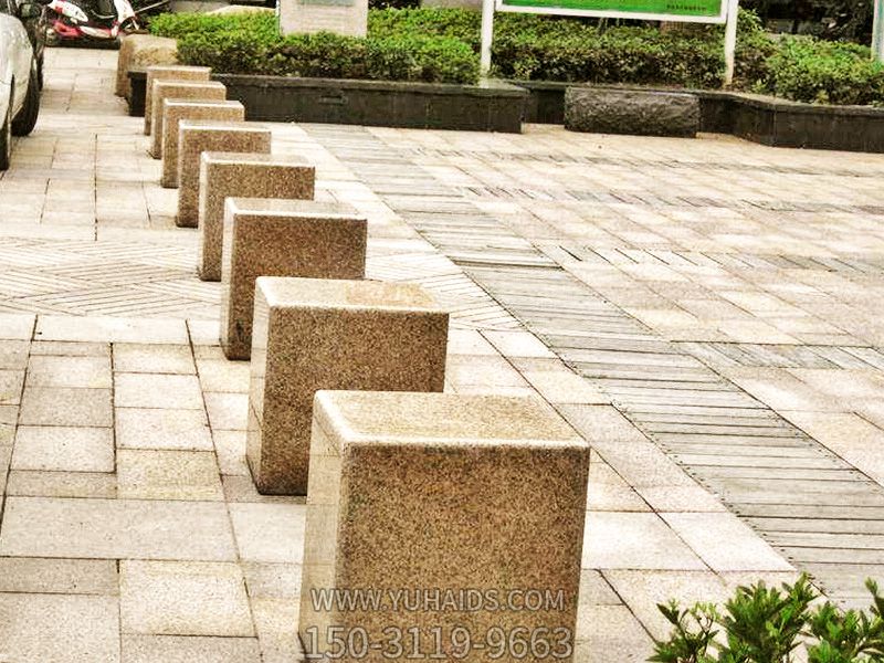 方形创意花岗岩挡车石阻车石球雕塑