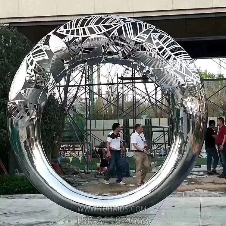 不锈钢镂空创意圆环摆件雕塑