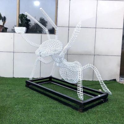园林草坪摆放不锈钢镂空蚂蚁动物雕塑