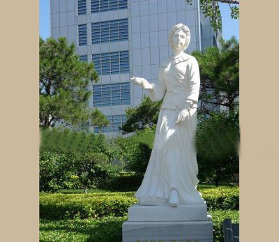校园铜雕名人护理学家提灯天使弗洛伦斯·南丁格尔雕塑