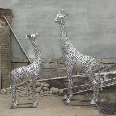 不锈钢抽象动物景观镂空照明长颈鹿雕塑