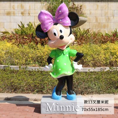 花园一只叉腰的玻璃钢米老鼠雕塑