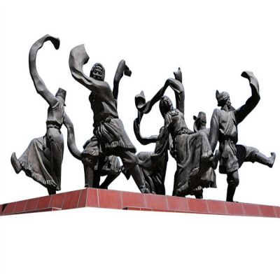 景区广场大型跳舞的铜雕人物雕塑
