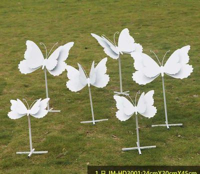 草坪多个不锈钢白色蝴蝶雕塑