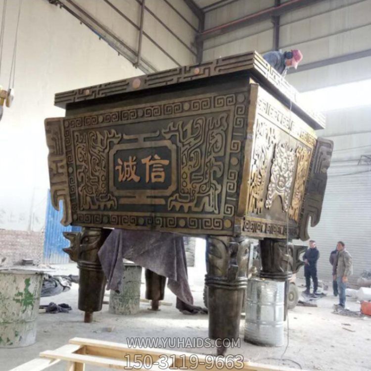 仿古青铜寺庙大型户外鼎雕塑