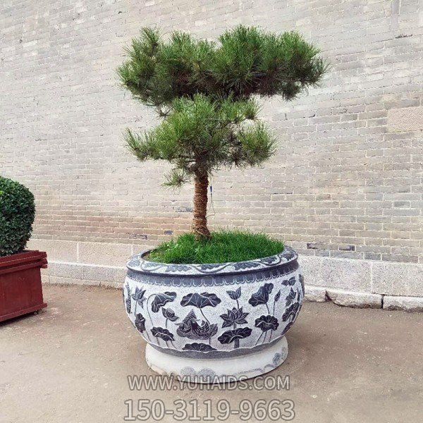 街道摆放仿古青石浮雕荷花花盆雕塑