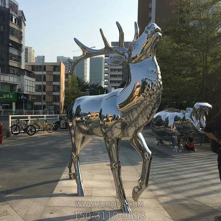 商业街广场不锈钢镜面大型鹿户外落地雕塑摆件