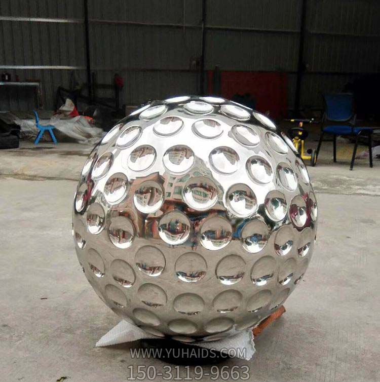 户外不锈钢镜面切面抛光球体雕塑