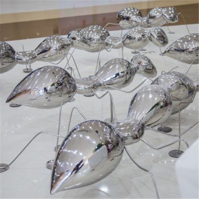 不锈钢镜面商场创意 大型昆虫景观蚂蚁雕塑