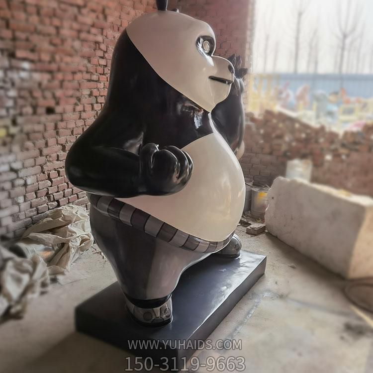 景区摆放玻璃钢卡通熊猫雕塑