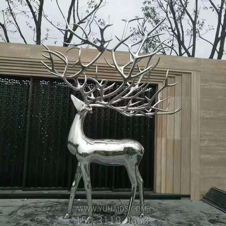 镜面不锈钢户外园林大型抽象梅花鹿雕塑