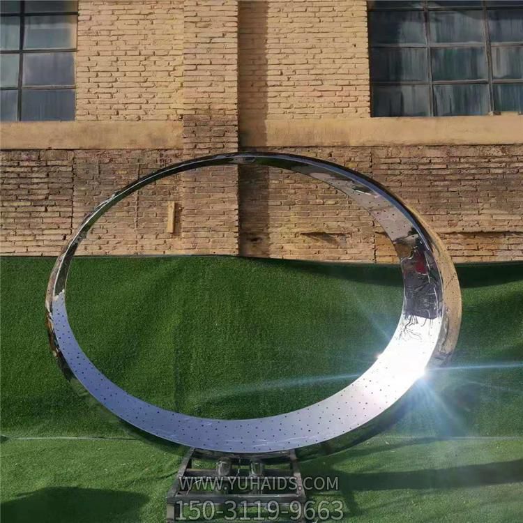 广场摆放创意不锈钢镂空圆环雕塑
