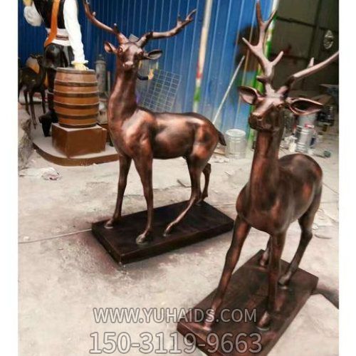  广场景区摆放铸铜鹿动物艺术景观雕塑 