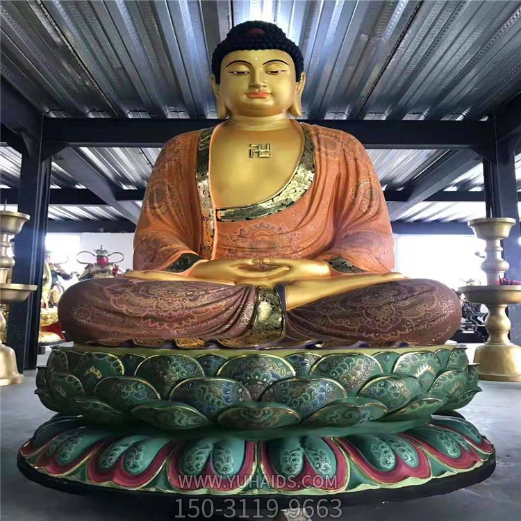 大型不锈钢喷漆坐着莲花上的三宝佛雕塑