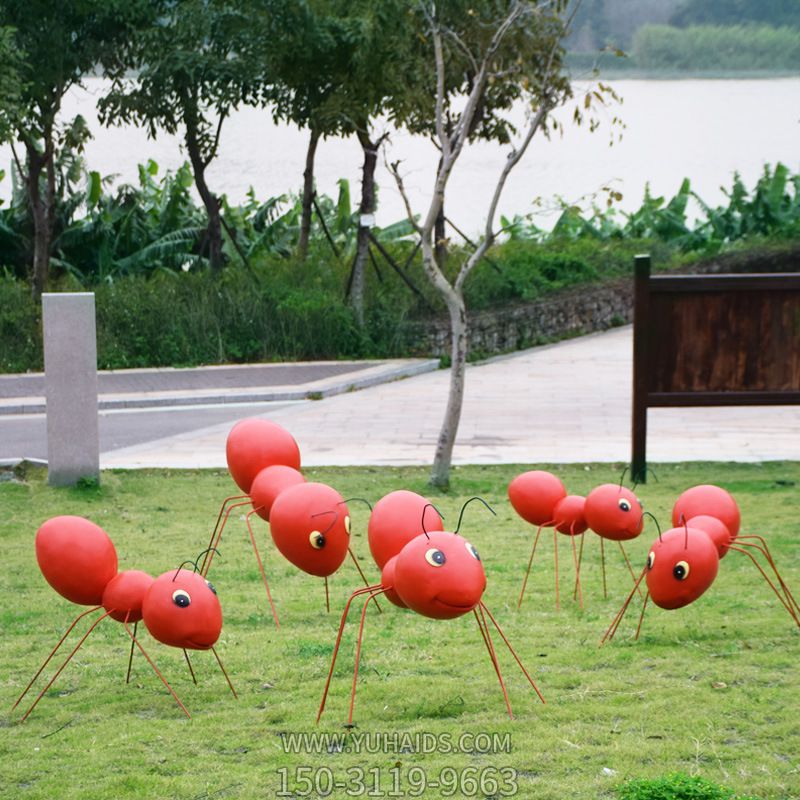 植物园酒店室外彩绘红色玻璃钢蚂蚁雕塑