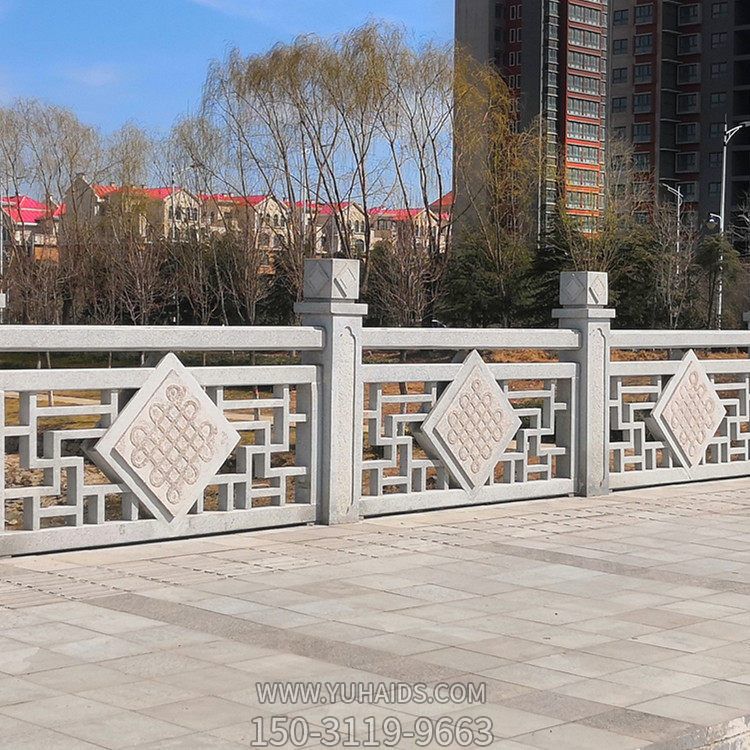 公园河道摆放花岗岩浮雕镂空防护栏板雕塑