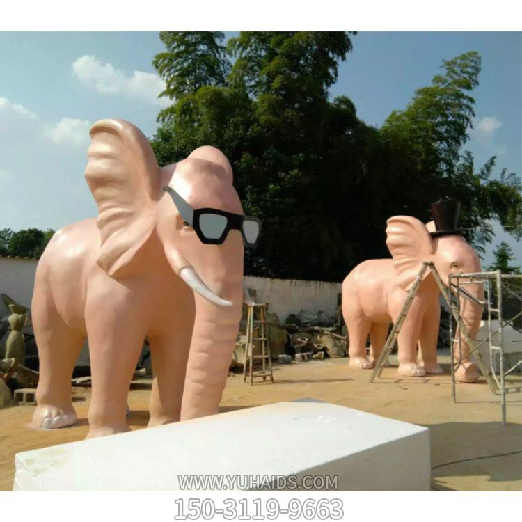 景区大型玻璃钢仿真动物大象雕塑