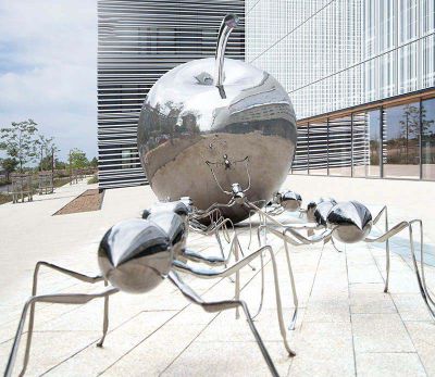 城市庭院抛光不锈钢蚂蚁滚苹果雕塑