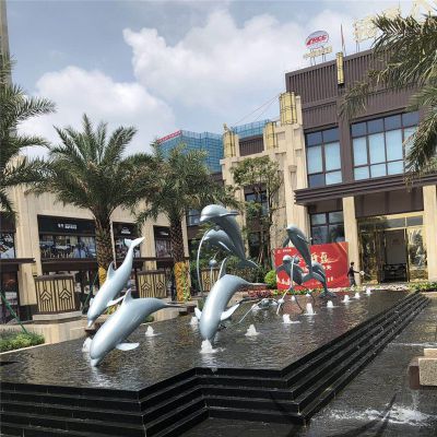 户外喷泉多只潜泳的不锈钢海豚雕塑