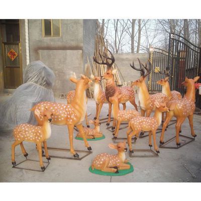园林公园玻璃钢仿真动物梅花鹿雕塑