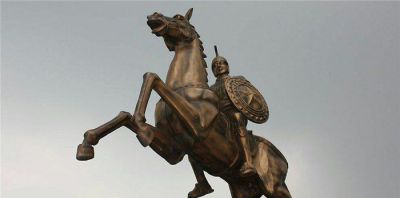 古罗马战士铜雕广场骑马雕塑
