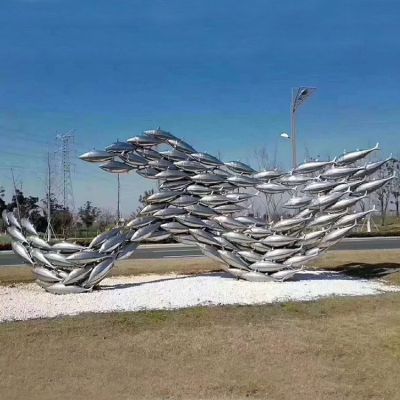 广场摆放创意不锈钢镜面鱼群景观雕塑