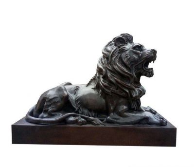 不锈钢仿铜趴着的狮子雕塑