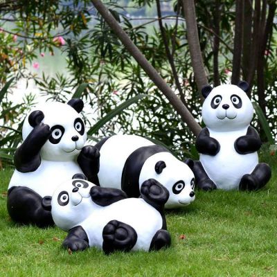 园林草坪玻璃钢卡通可爱玩耍熊猫组合小品雕塑