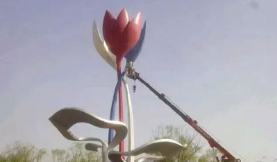 不锈钢花朵广场雕塑