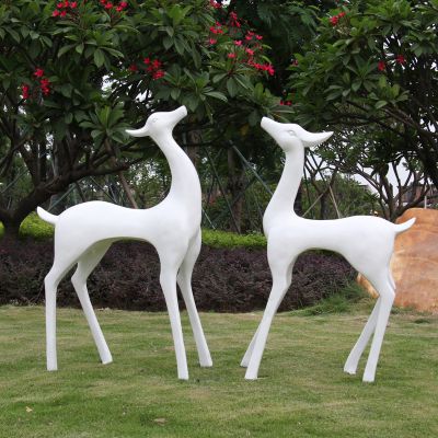 公园草坪玻璃钢彩绘创意两只抽象鹿雕塑