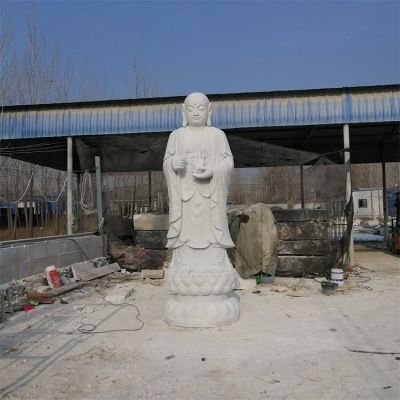 寺院景点摆放大型大理石雕刻佛像