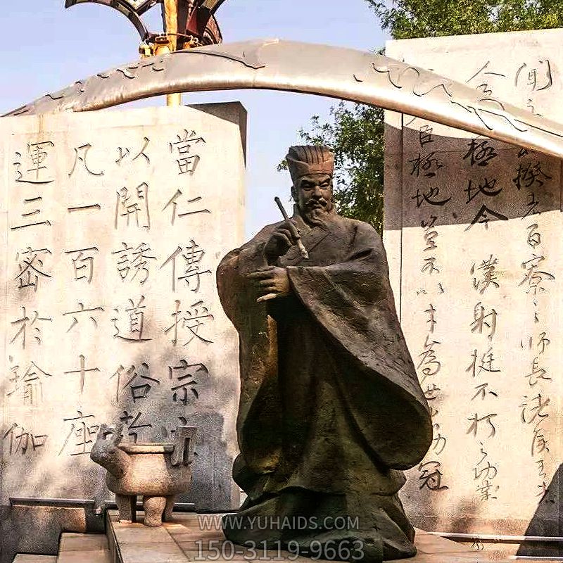 广场摆放中国古代著名书法家柳公权玻璃钢仿铜雕塑像