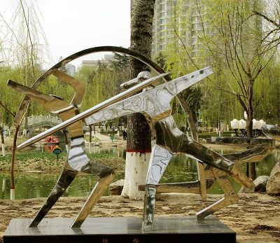 公园摆放镜面创意不锈钢标枪雕塑