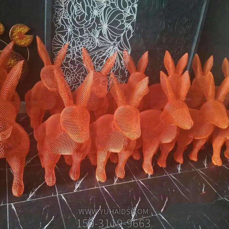 不锈钢镂空创意抽象兔子景观雕塑