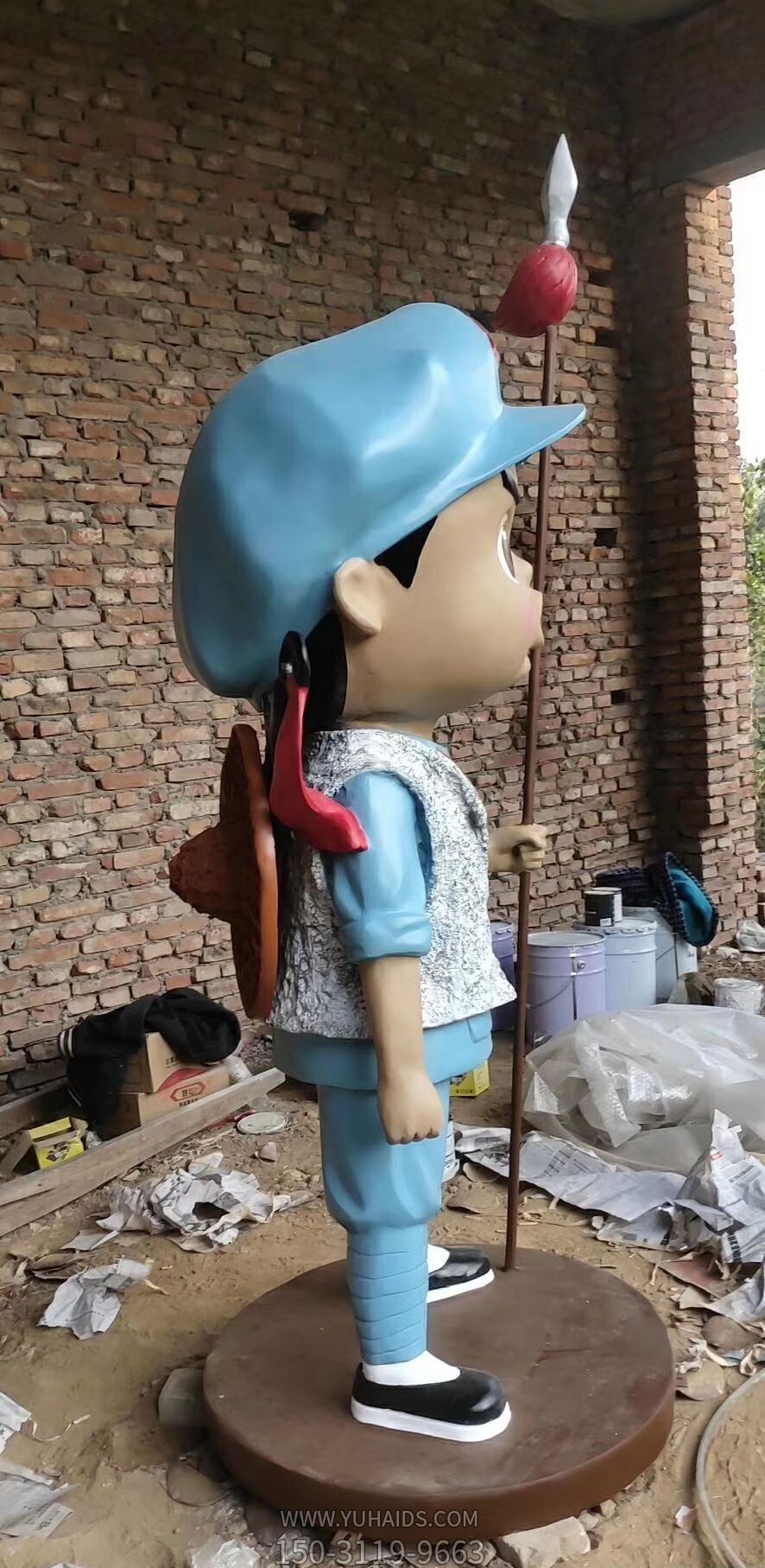 景区户外玻璃钢童趣小八路军雕塑