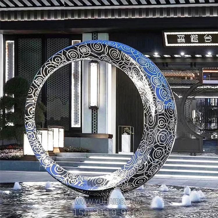 饭店门口喷泉水景不锈钢花纹圆环雕塑