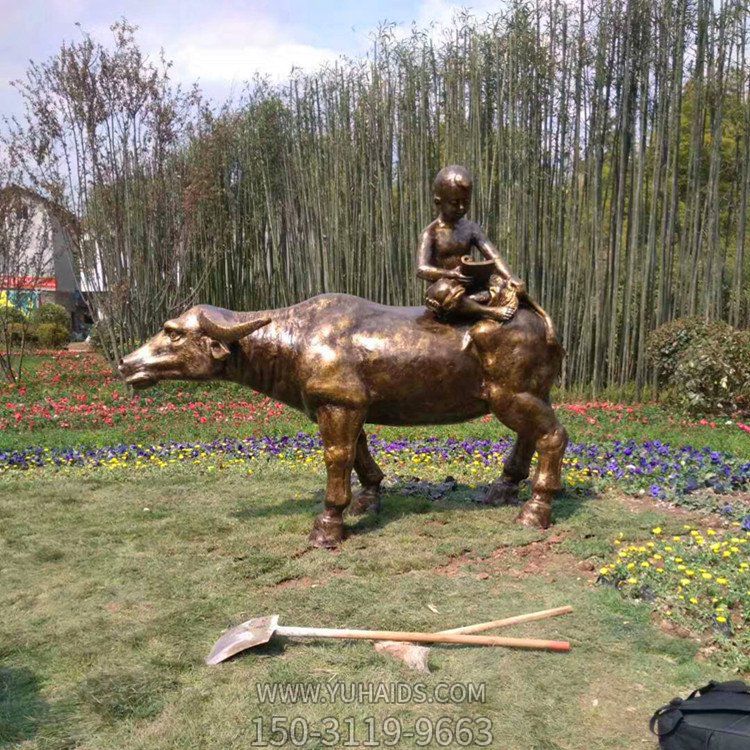 牧童骑牛雕塑