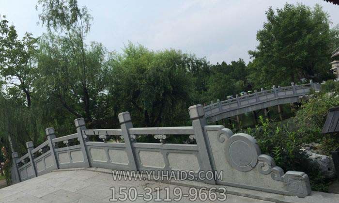 园林公园湖景大理石拱石桥栏杆雕塑