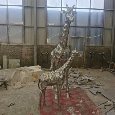 不锈钢广场户外大型抽象长颈鹿雕塑